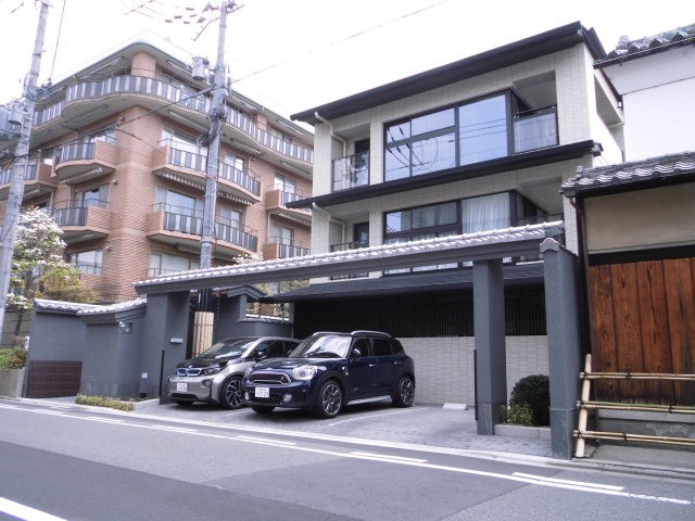 ザ・サンメゾン京都御所西