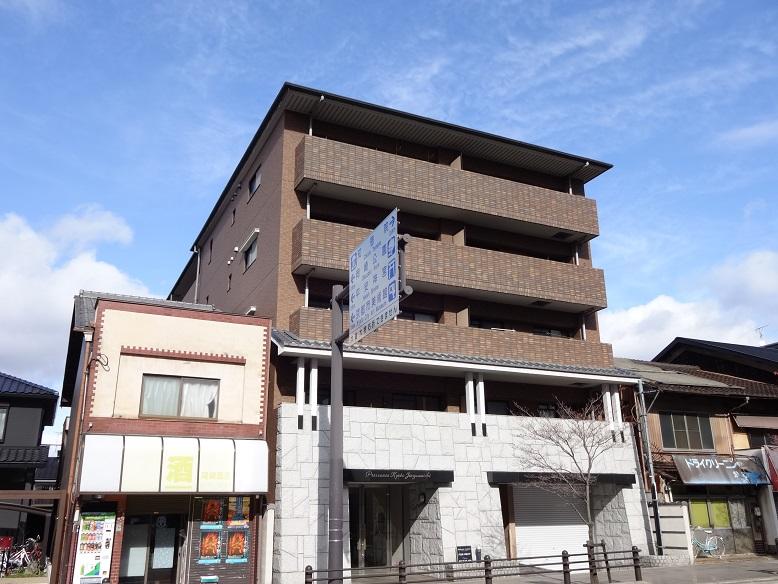 プレサンス京都神宮道